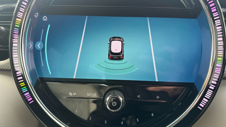 MINI Hatchback 1.5 Cooper Exclusive Premium 3dr Auto Petrol Hatchback